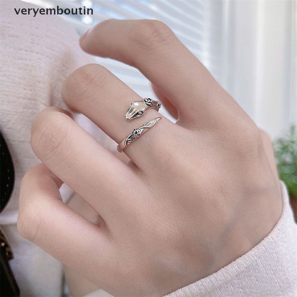 Nhẫn Hình Rắn Màu Sắc Bạc Có Thể Điều Chỉnh Phong Cách Gothic Cổ Điển Cho Nam Và Nữ