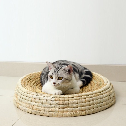 Ổ Tròn Cào Móng Cho Chó Mèo Làm Từ Rơm Kiêm Ổ Nằm