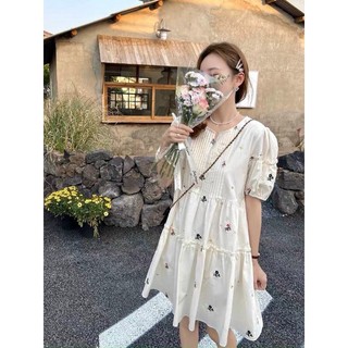 Đầm BBD hoa cổ tròn xẻ xếp li trước ngực tay bồng xòe tầng có đầm 2s lót bên trong size SM Pumi