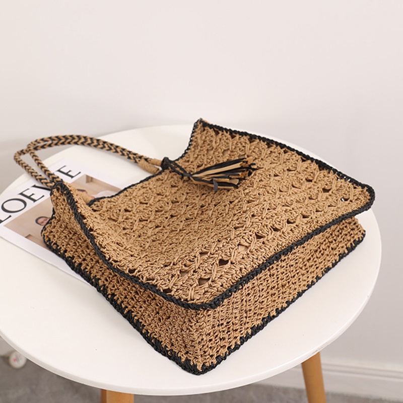 Túi Đeo Vai Hình Vuông Cỡ Nhỏ Thiết Kế Đục Lỗ Phối Tua Rua Thời Trang Cho Nữ