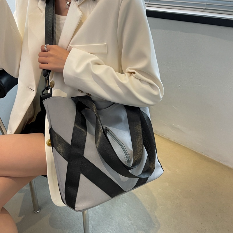 Túi Đeo Vai Sức Chứa Lớn Thời Trang Dễ Phối Đồ Cho Nữ