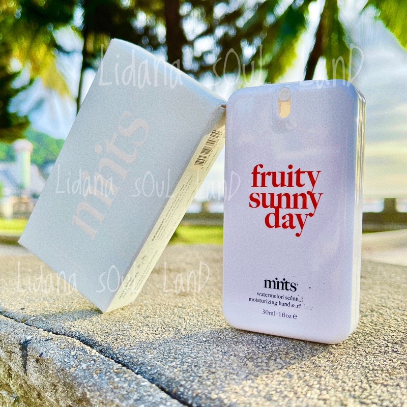 Xịt rửa tay diệt khuẩn hương trái cây tự nhiên Fruity Sunny Day