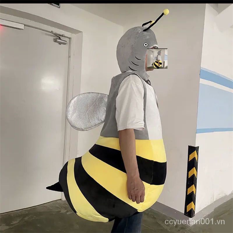 1 Thú Nhồi Bông Hình Cá Mập / Ong Mặc Quần Áo Dễ Thương