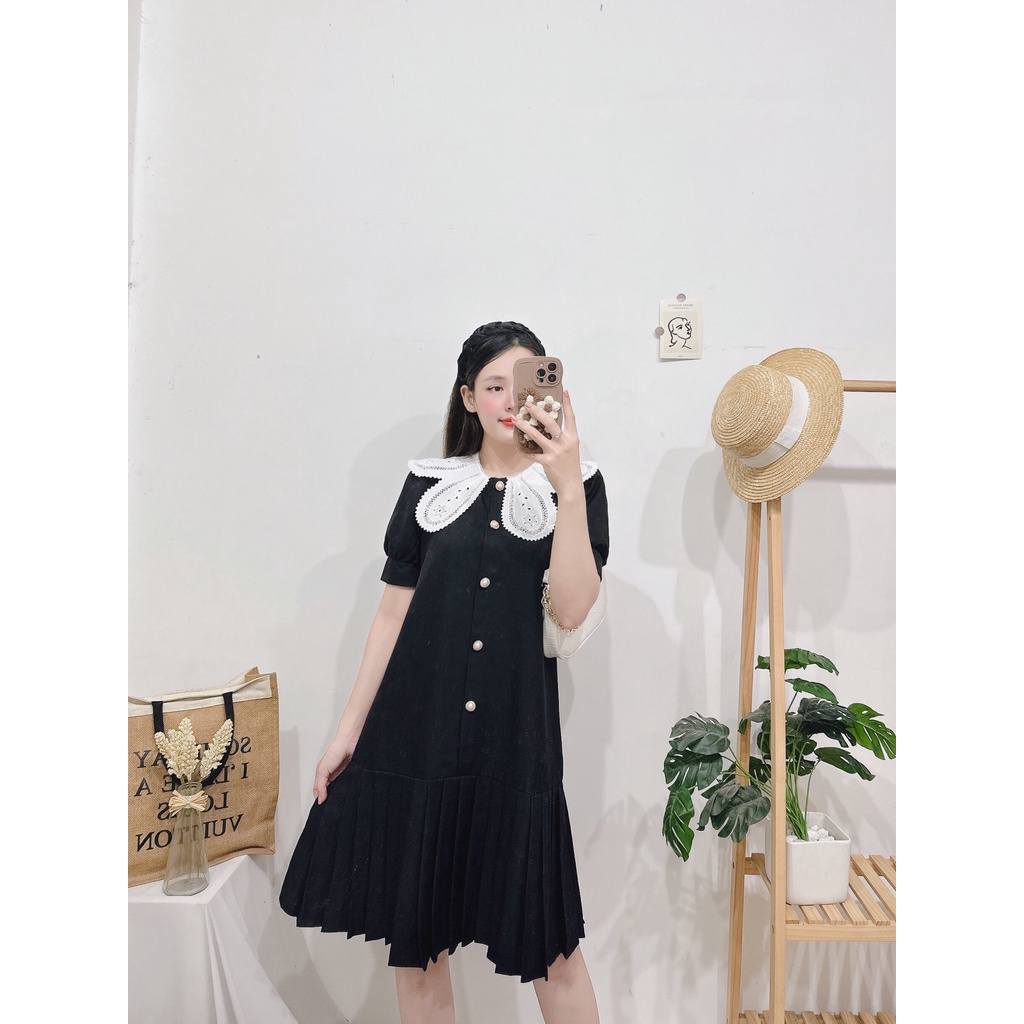 ĐẦM ĐEN CỔ REN TÙNG XẾP LY