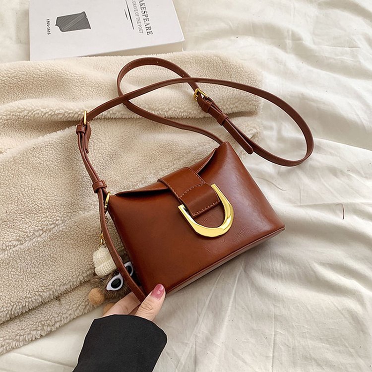 Túi đeo chéo IELGY dáng vuông nhỏ phong cách harajuku cổ điển dễ phối đồ đơn giản xinh xắn dành cho nữ