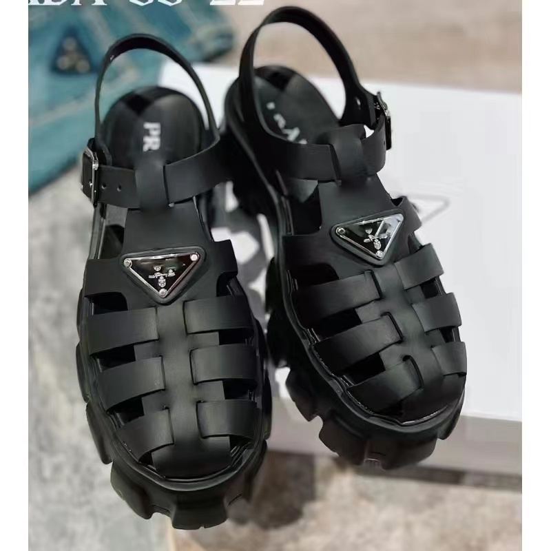 Sandal Thiết Kế Mới Thời Trang Dành Cho Mùa Hè Năm 2023