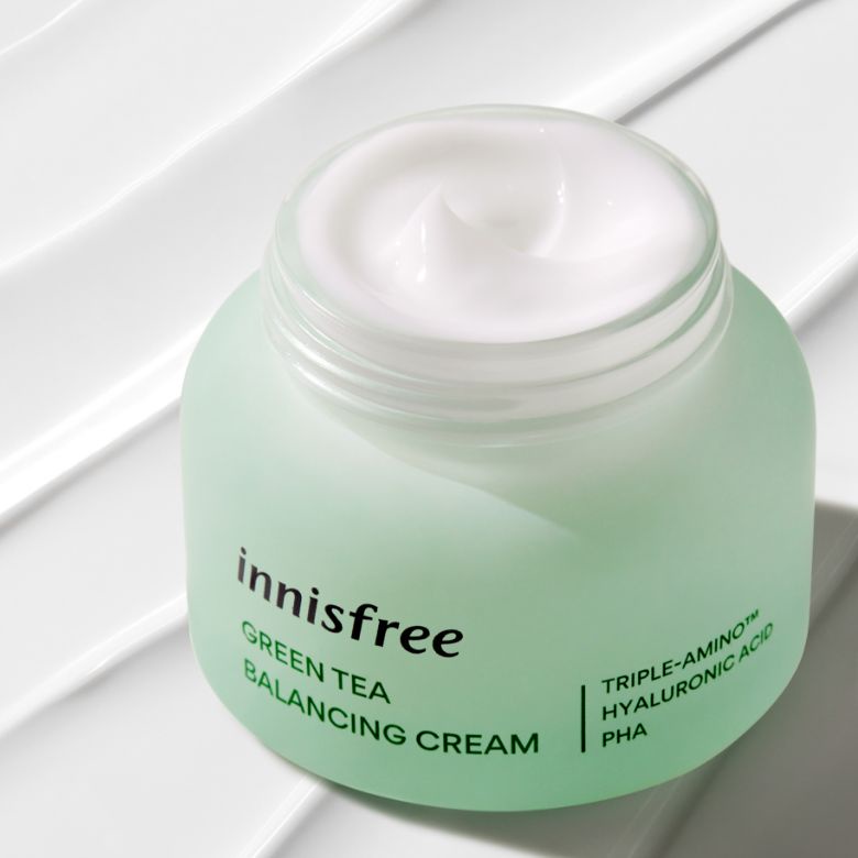 Kem dưỡng ẩm da từ Trà Xanh Innisfree Green Tea Balancing Cream EX