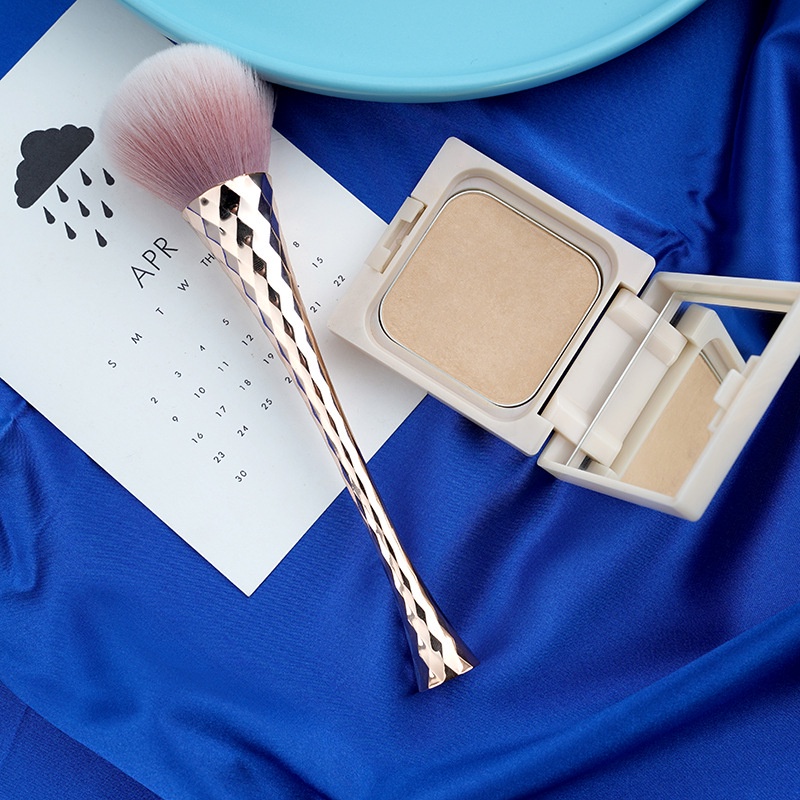 Cọ Trang Điểm Phấn Phủ Phấn Má Hồng Mềm Mại Đa Năng