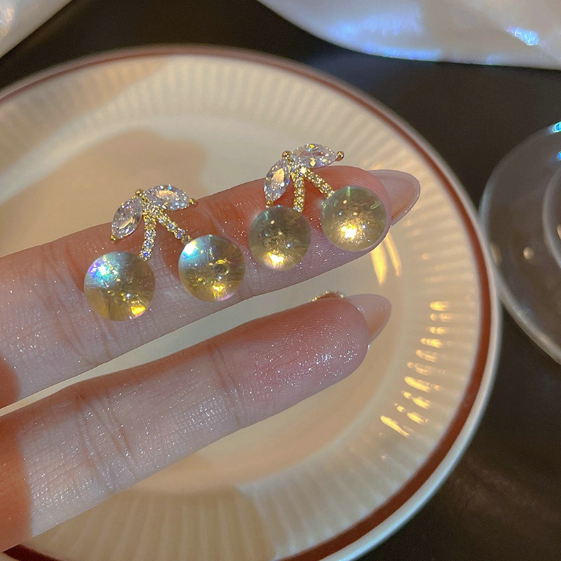 Bông Tai Hình Bướm Đính Đá Zircon Sang Trọng YK2