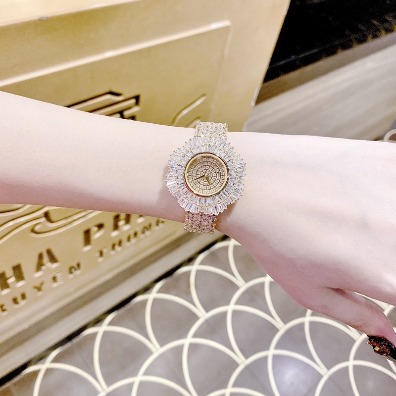 Đồng hồ nữ chopard mặt tròn đính đá máy Quartz Thiết Kế Full Đá Pha Lê. Đồng Đô Cao Cấp vàng gold