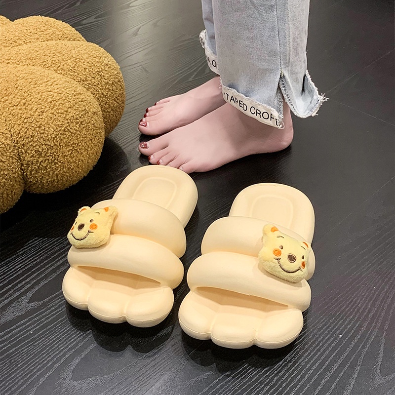 Dép Quai Ngang Họa Tiết Gấu Dâu Tây Dễ Thương