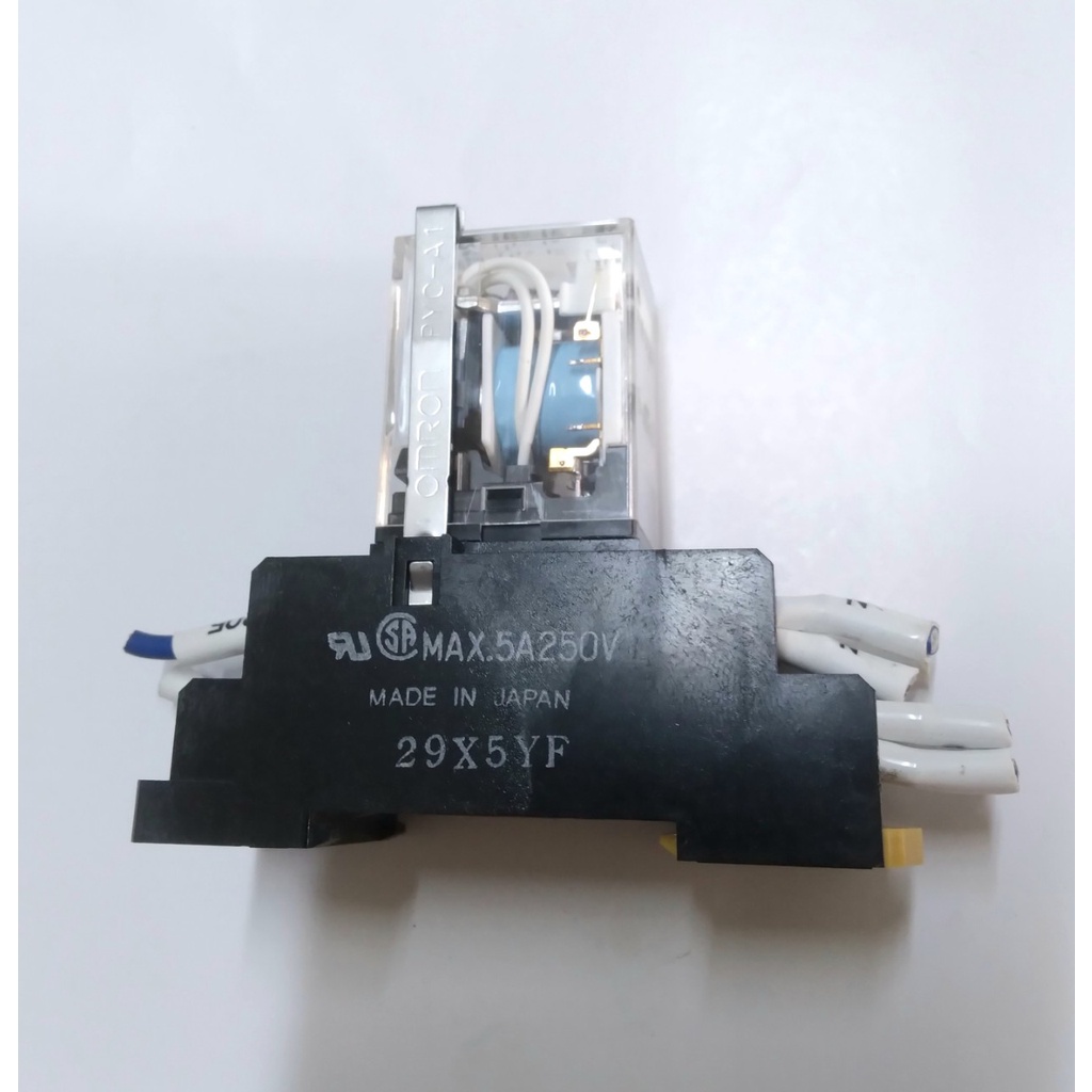 Rơ le  24V  OMRON hàng Nhật bản tháo máy
