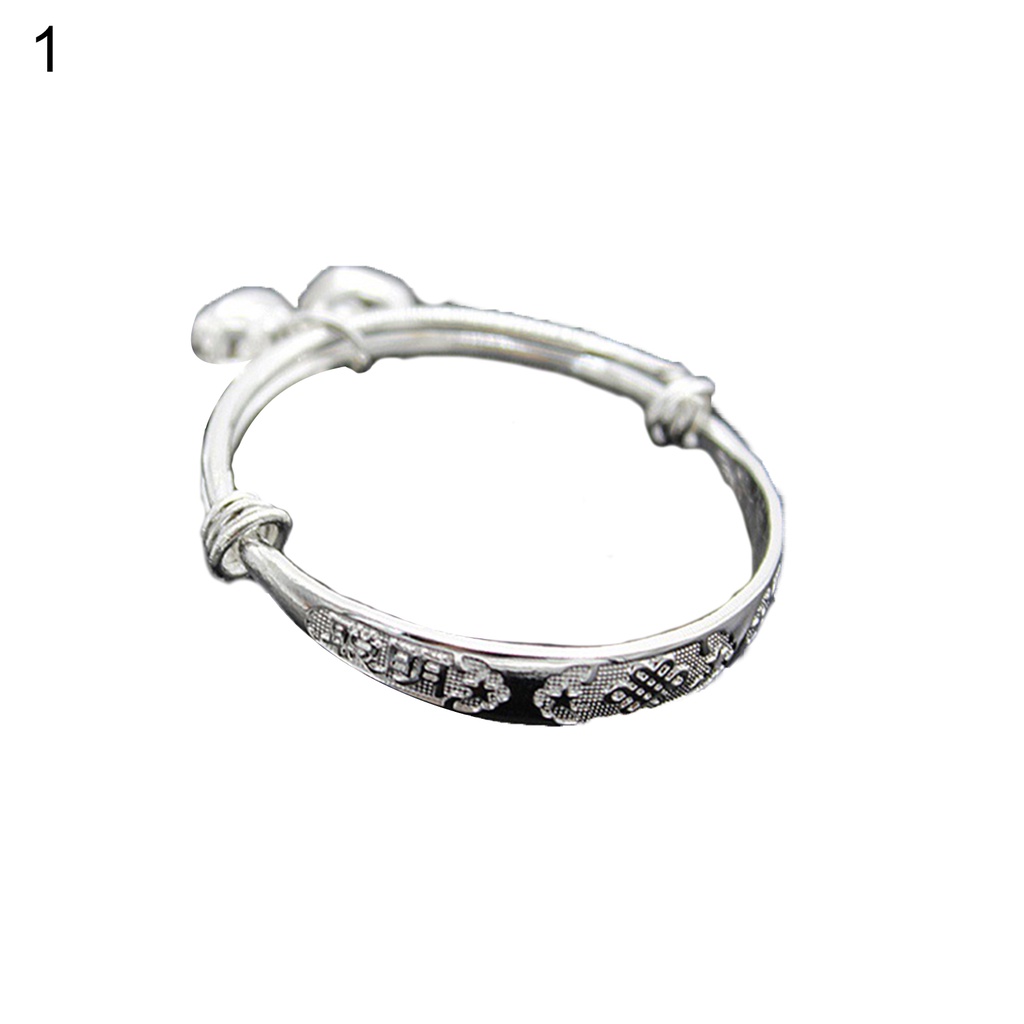 Vòng Đeo Tay Đính Chuông  Xi Mạ Bạc Cho Bé