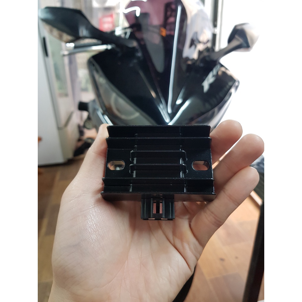 Sạc r15 v2 sạc FZ-S sạc FZ-16 sạc FZ16 sạc FZS Sạc yamaha r15v2 sạc r15v2 củ sạc R15 2014 2015 2016