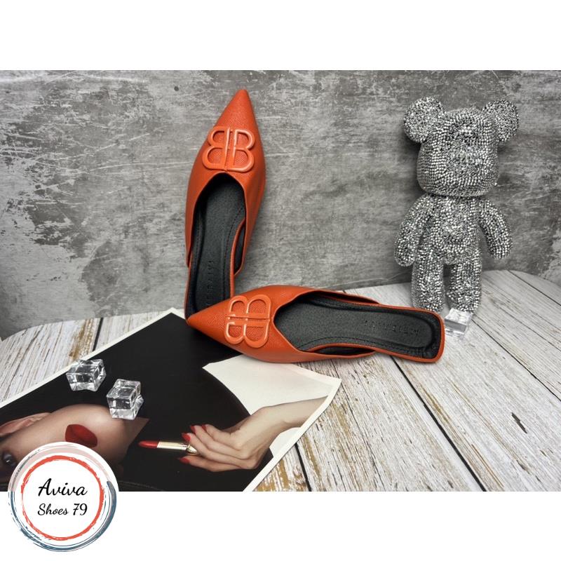 Giày sục mũi nhọn  da sần xinh xắn hót quanh năm.