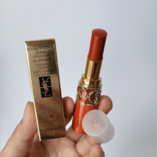 YSL Shine Màu 119 - Màu đỏ berry (NẮP TRẮNG)