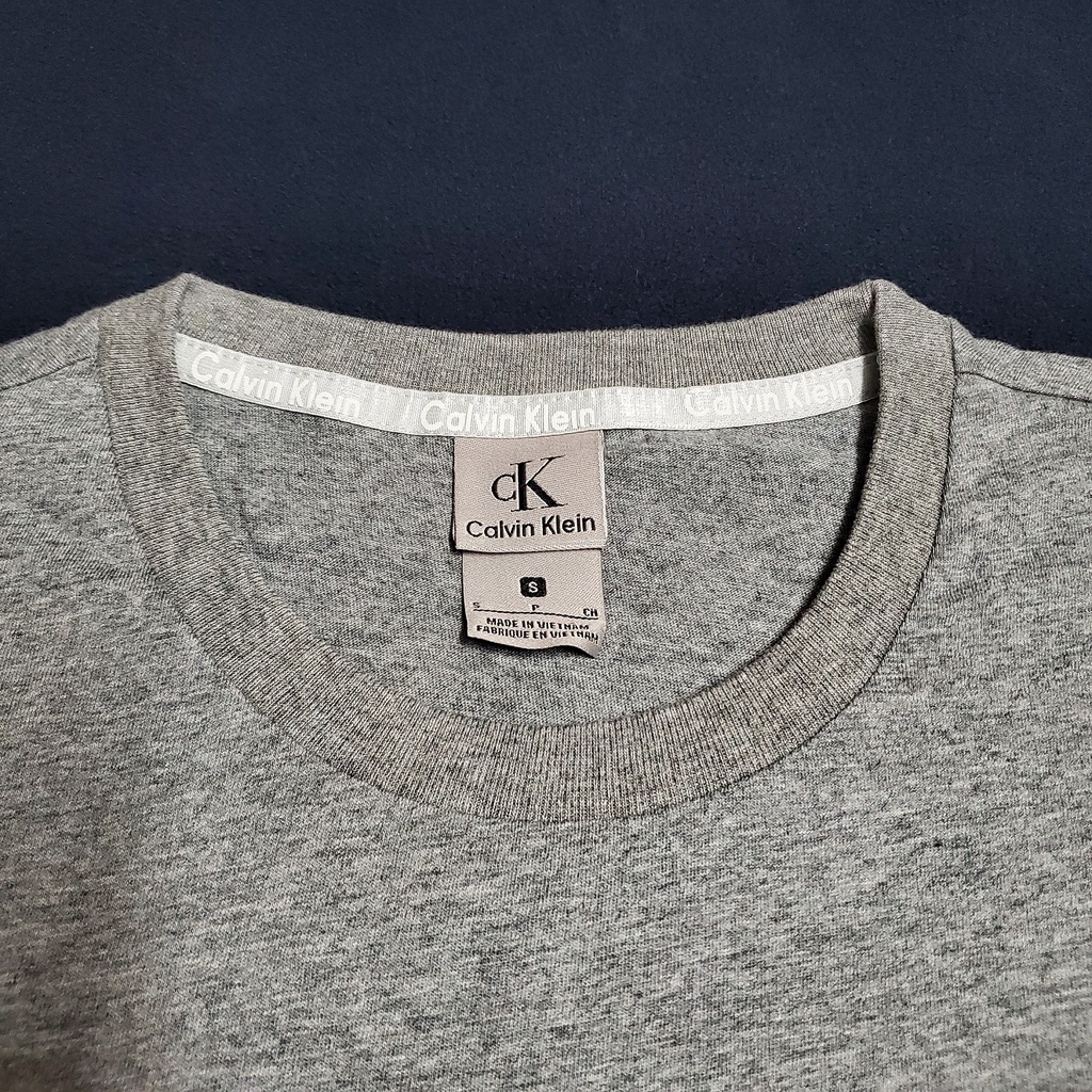 Áo thun Calvin Klein