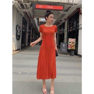 <SALE> Đầm xếp ly thái mặt nhẹ tênh FREESIZE