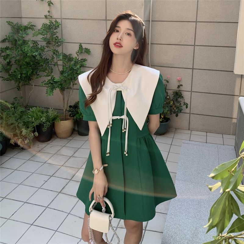 S-2XL Nghệ thuật retro màu xanh lá cây mùa xuân 2023 mới kiểu pháp thiết kế váy nhỏ và độc đáo