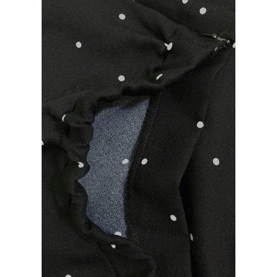 Chân váy dài chấm bi