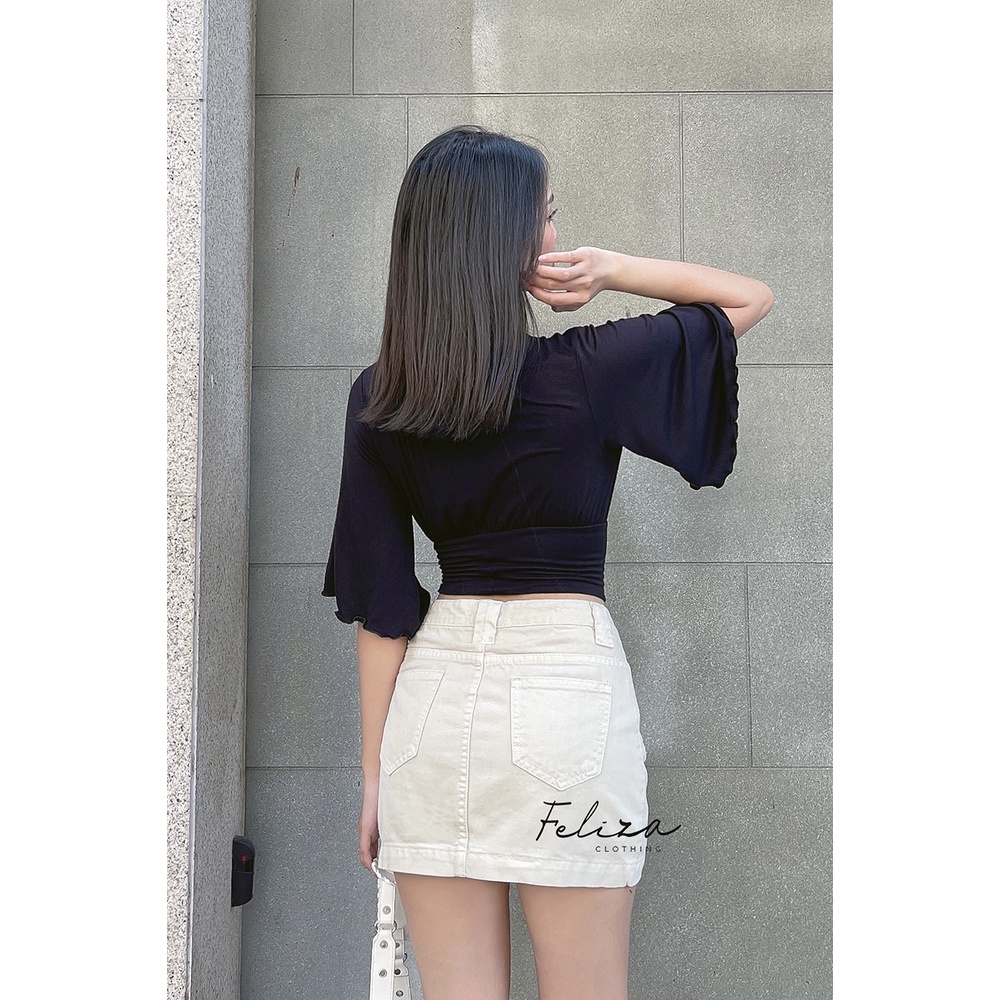 Áo thun Croptop nữ dáng ôm cổ V cánh tiên cá tính chất thun cotton – Feliza Clothing