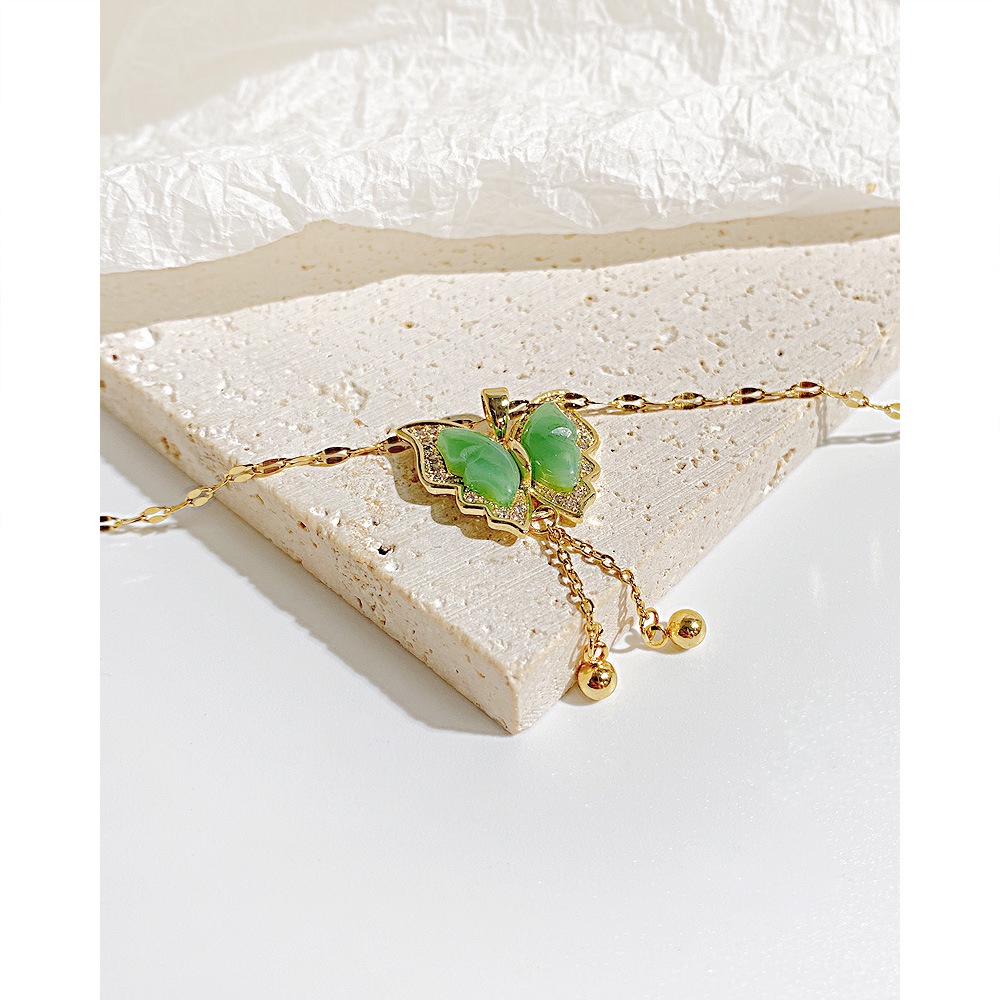 Vòng cổ Mặt Hình Bướm Bằng Thép Không Gỉ Màu Xanh Lá Phối Tua Rua Phong Cách Cổ Điển Sang Trọng