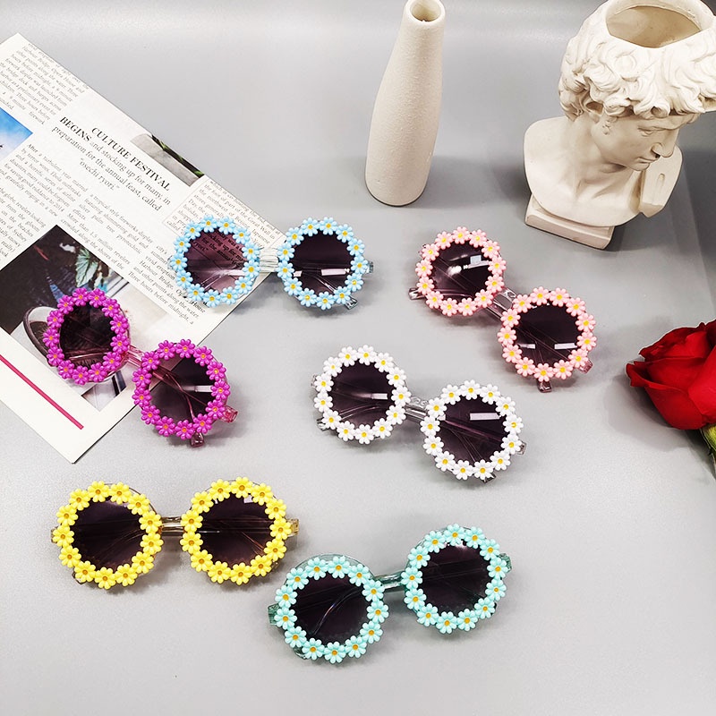 Kính mát đi biển kính râm chống tia uv thời trang hàn quốc họa tiết gọng viền hoa cho bé