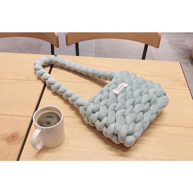 Túi len handmade Hàn Quốc dáng vuông thời trang - Xẹt Studio Lady Accessories