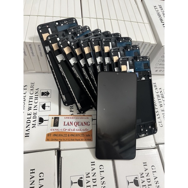 Màn hình Samsung galaxy A70 oled 2ic full khung phôi to như zin
