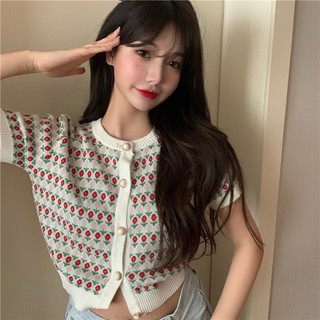Pass áo croptop len Mongtogi