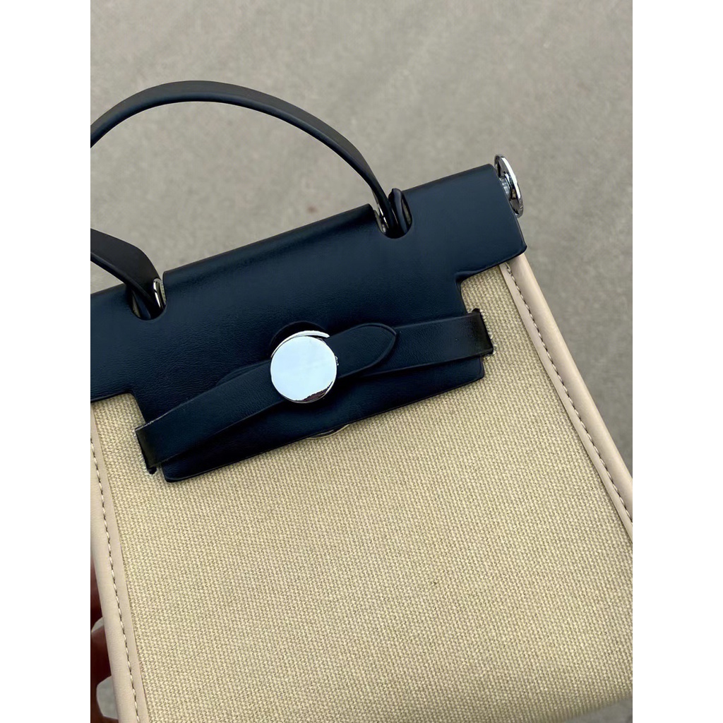 Túi Đeo Chéo Kylie Chất Liệu Canvas Phối Màu Thời Trang 2022 Cho Nữ