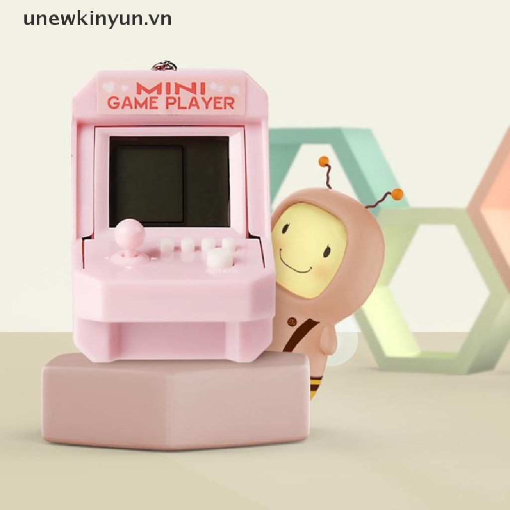 Máy Chơi Game Mini Cầm Tay Có Móc Khóa Phong Cách Retro
