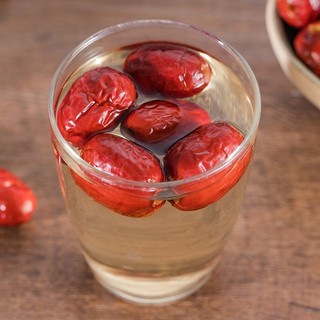 Táo Đỏ Tân Cương (Loại Lớn) 500g