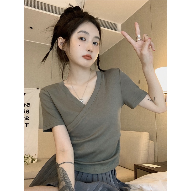 [3 Màu Sắc] Áo Thun Thiết Kế Cổ Chữ V Chéo Tay Ngắn