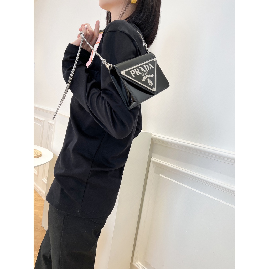 Túi xách nữ phong cách Âu Châu dây đeo điều chỉnh ngắn dài Capucha T268