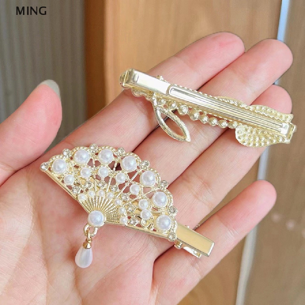 1 Kẹp Tóc Hình Bướm Đính Ngọc Trai Thời Trang