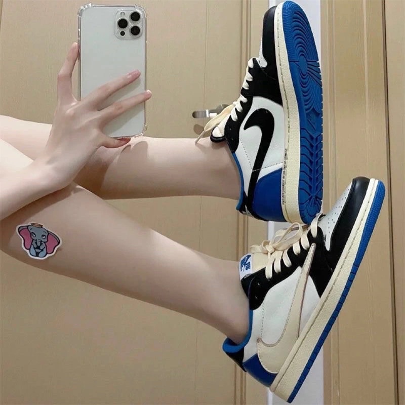 SNEAKERS GIÀY TRAVISS ĐẢO LOGO ĐẾ NGÀ MÀU XANH ĐEN NAM NỮ