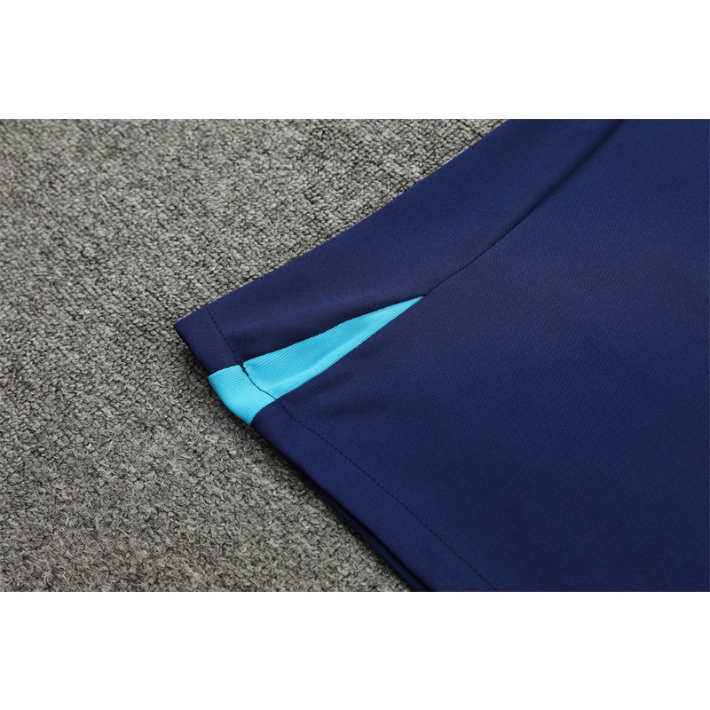 Áo Thun Tay Ngắn Plus Size 22-23