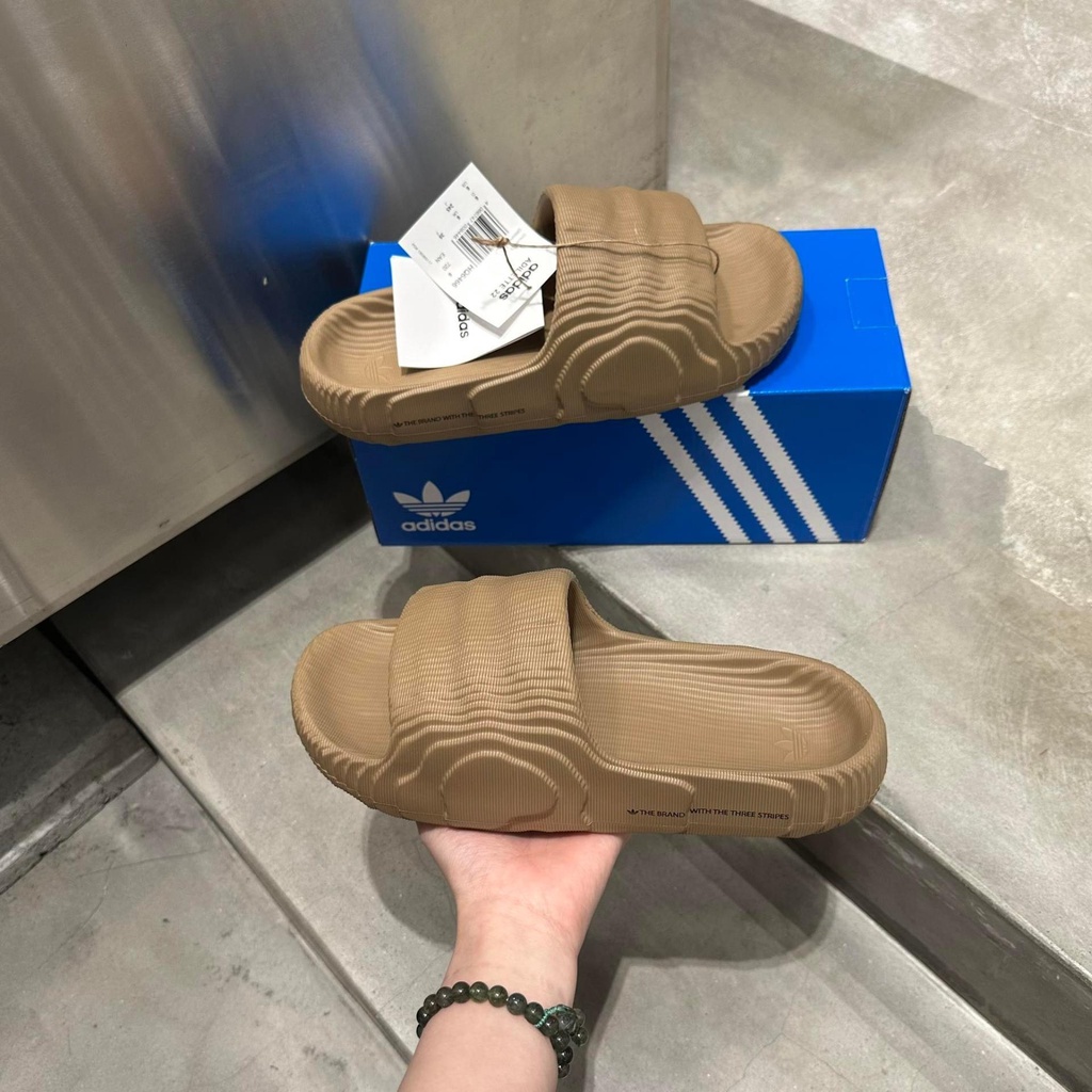 Dép quai ngang Adidas Adilette 23 'Brown Cardboard'  | PiuPiu Authentic