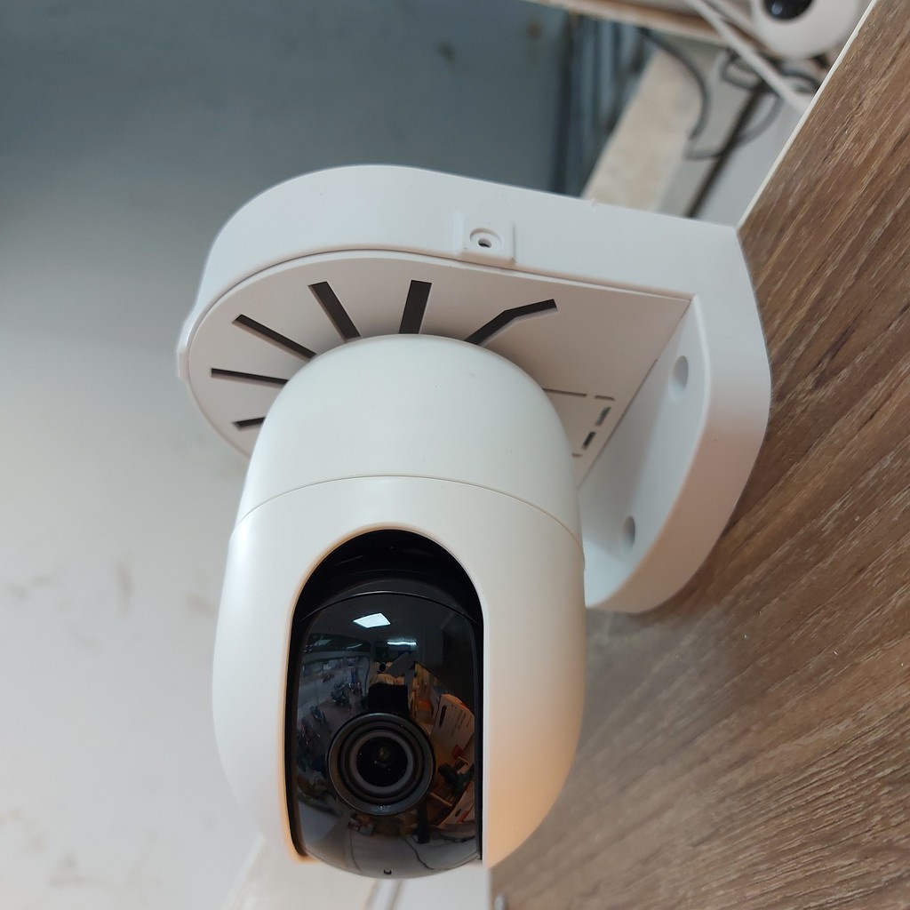 Chân Đế Cam Treo Tường Camera Wifi Quay Quét Imou,Ezvit.. Tăng Khả Năng Quan Sát - KMB