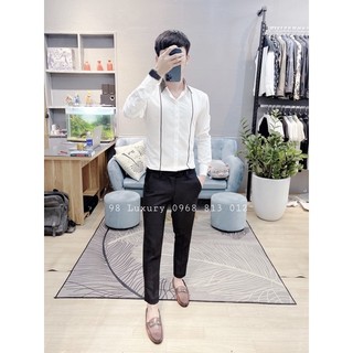 Áo sơ mi cổ báo