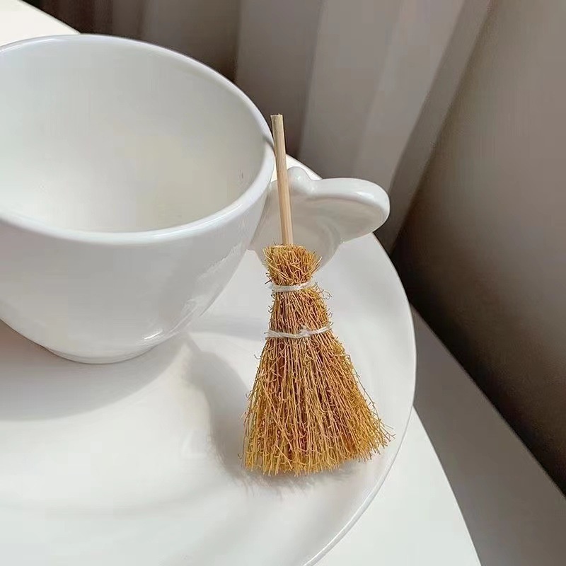 Kẹp Tóc Hình Cây Chổi Dễ Thương Cho Nữ