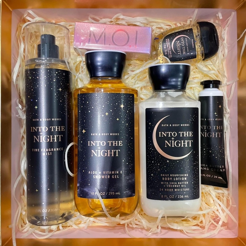 Bộ sữa tắm, kem dưỡng body, xịt thơm  𝐈𝐍𝐓𝐎 𝐓𝐇𝐄 𝐍𝐈𝐆𝐇𝐓