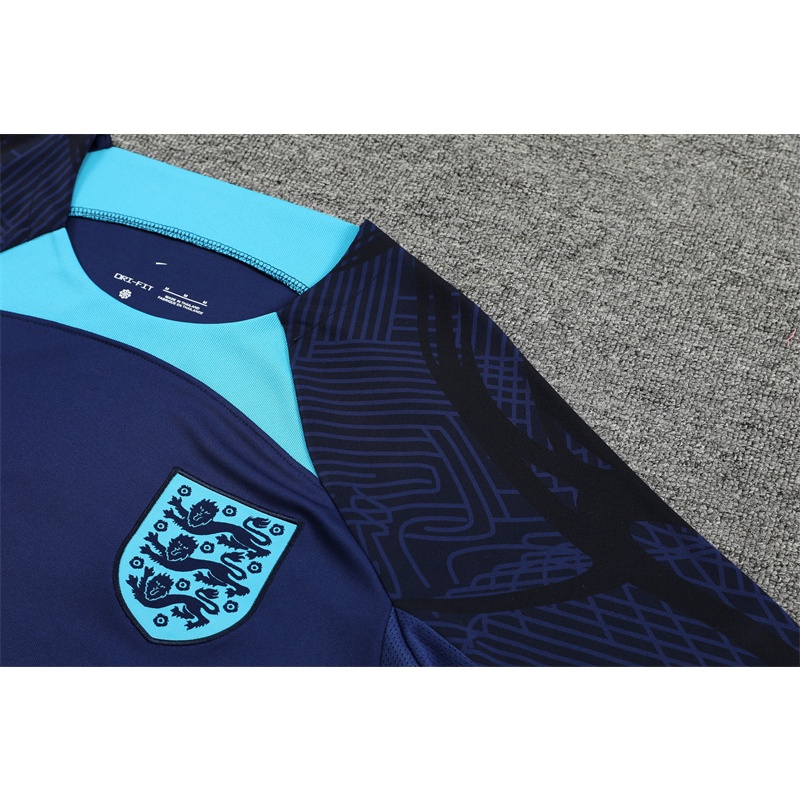 Áo Thun Tay Ngắn Plus Size 22-23