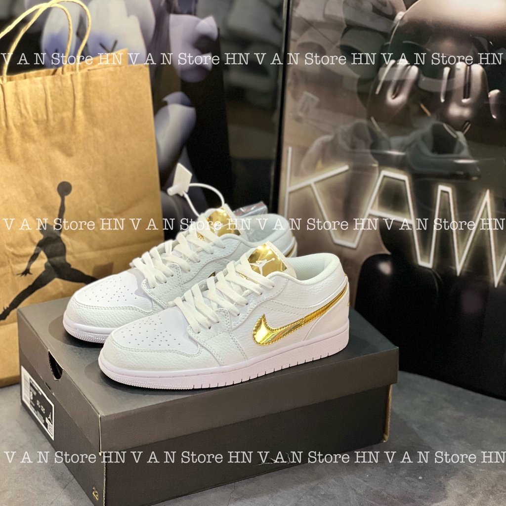 Giày Jordan Cổ Thấp, Jordan 1 Low Metalic Gold Hàng S.Cấp Vệt Vàng Full Size 36-43 Full Box Bill và Phụ Kiện