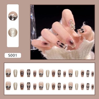 Bộ 30 móng tay giả màu hồng xinh xắn