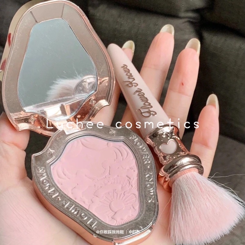 Phấn má Flower Knows Unicorn Embossed Blush