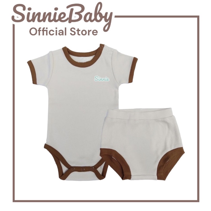 Bodysuit cho bé Sinnie kèm quần chíp siêu dễ thương.
