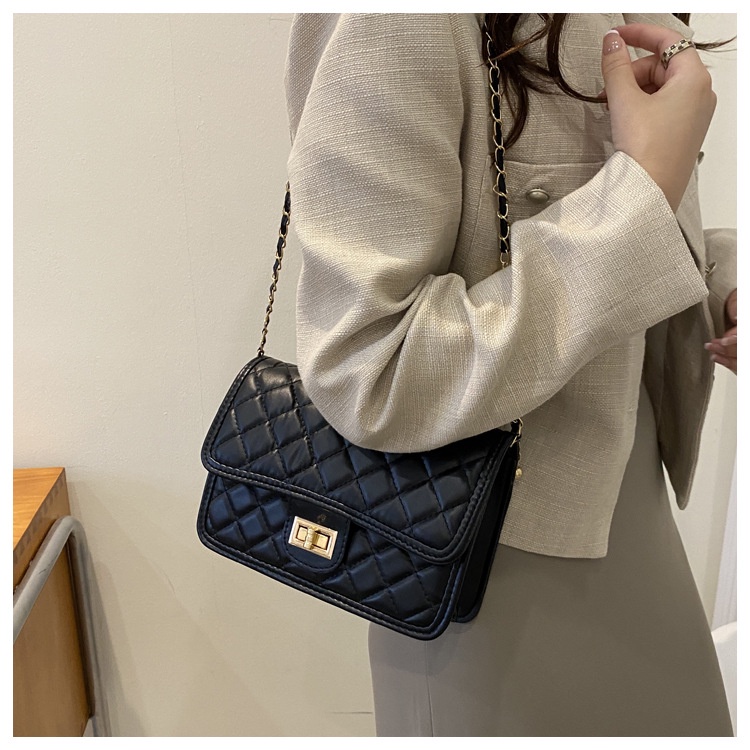 Túi Đeo Chéo Hình Thoi Nhỏ Xinh Thời Trang Mùa Thu 2023 Cho Bạn Gái