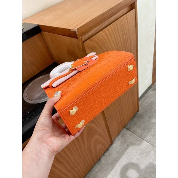 Túi Xách Thanh Lí lẻ Size Lẻ Màu HM